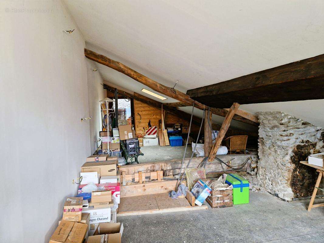 Maison de tradition d'un village savoyard - Chamoux Sur Gelon - photo 10