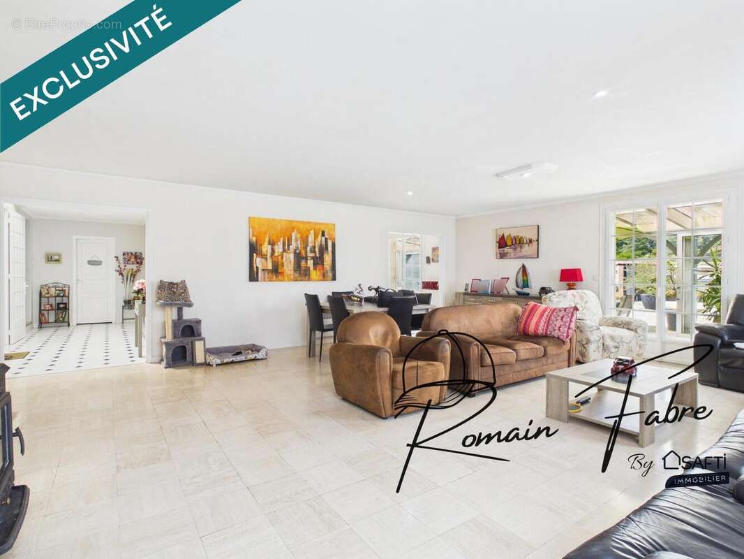 Appartement 630 m² à Guitres  - photo 2