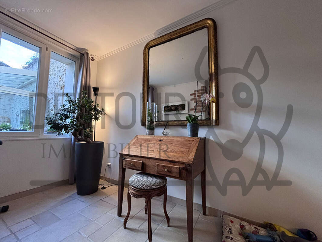 Maison à CRECY-LA-CHAPELLE