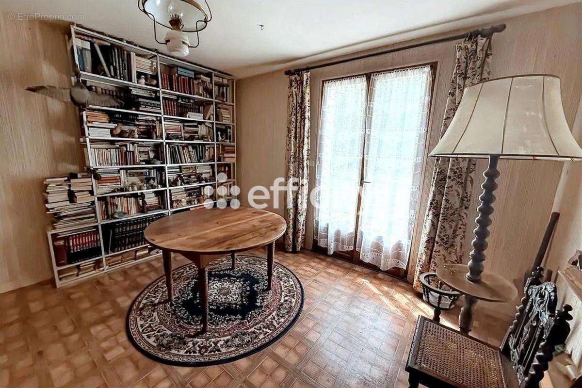 Maison à VERTEUIL-SUR-CHARENTE