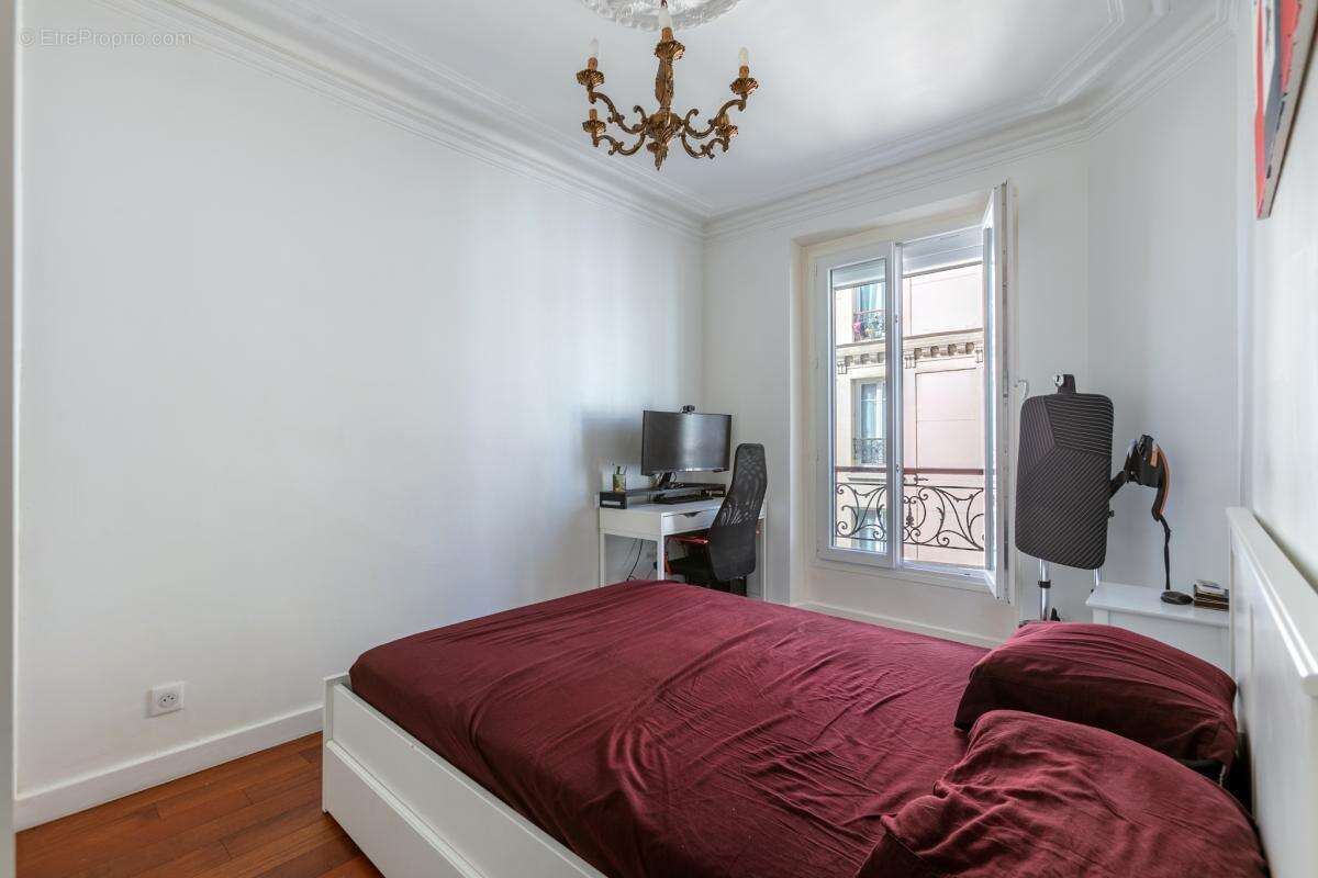 Appartement à PARIS-12E