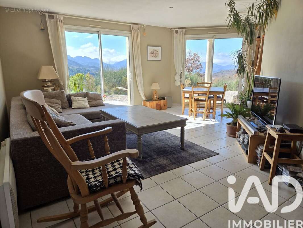 Maison 96 m² à Saint-Sauveur-Gouvernet  - photo 3