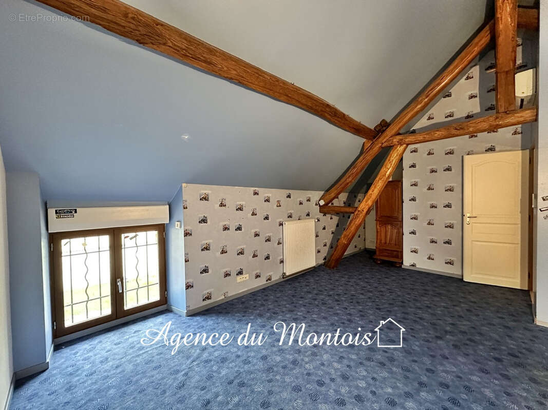 Maison à BRAY-SUR-SEINE