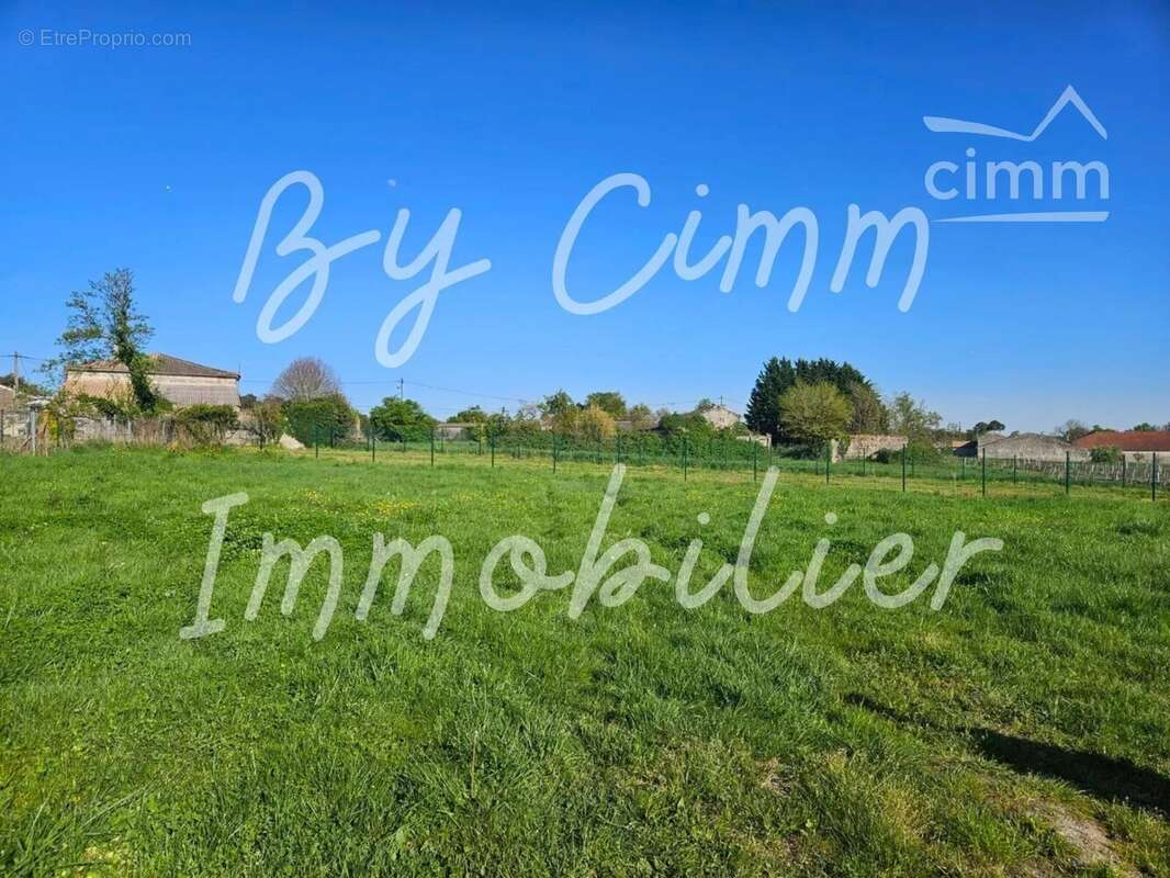 Maison à BRAUD-ET-SAINT-LOUIS