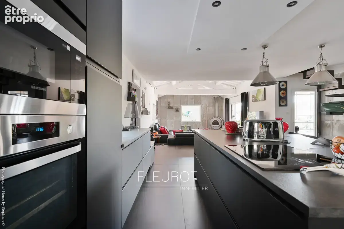 Maison 5 pièces 183 m² à vendre à Ceyreste (13600) - photo 9