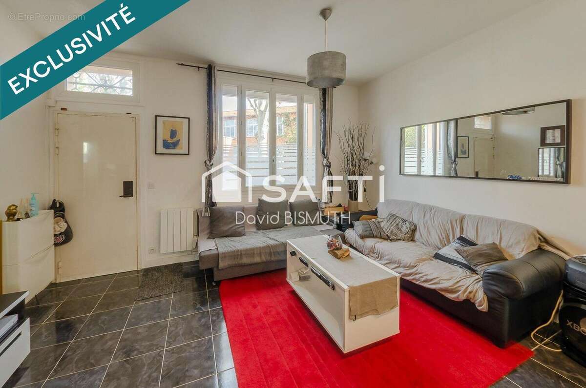 Photo 2 - Maison à GENNEVILLIERS