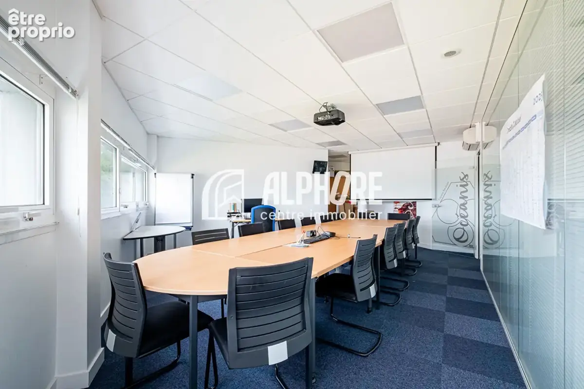 Bureaux à vendre / louer - Saint Nazaire -194m2 - photo 5