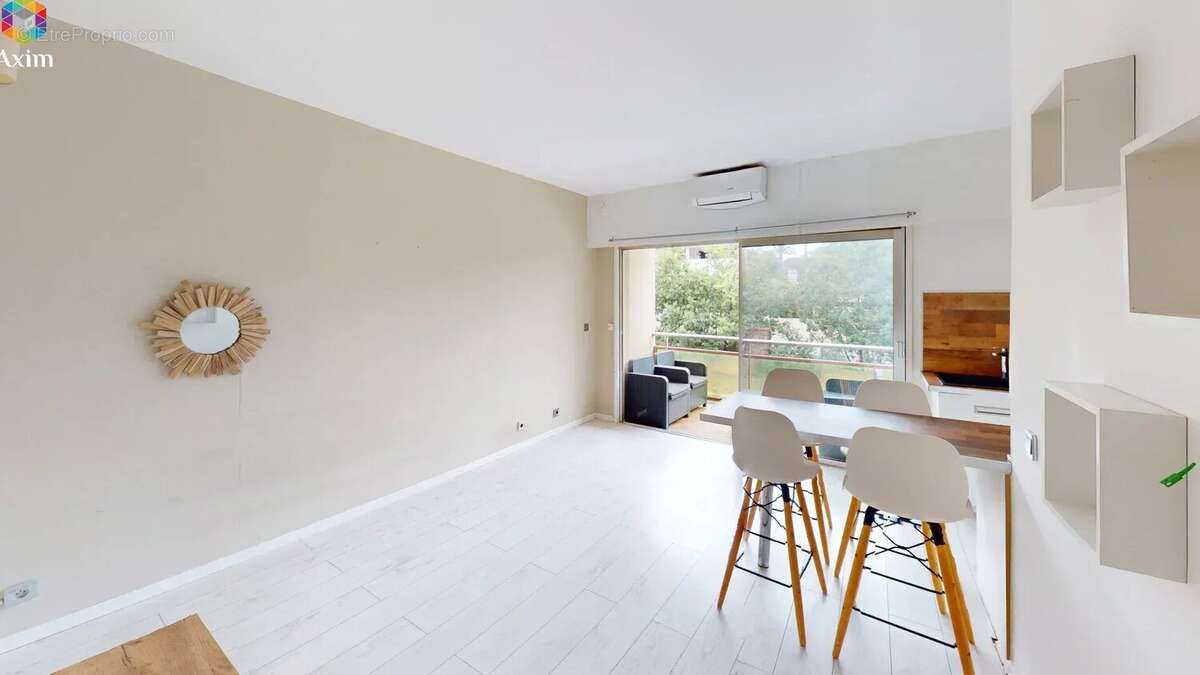 Appartement à SAINT-RAPHAEL