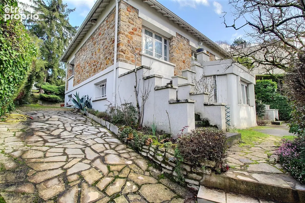 Maison à GARCHES
