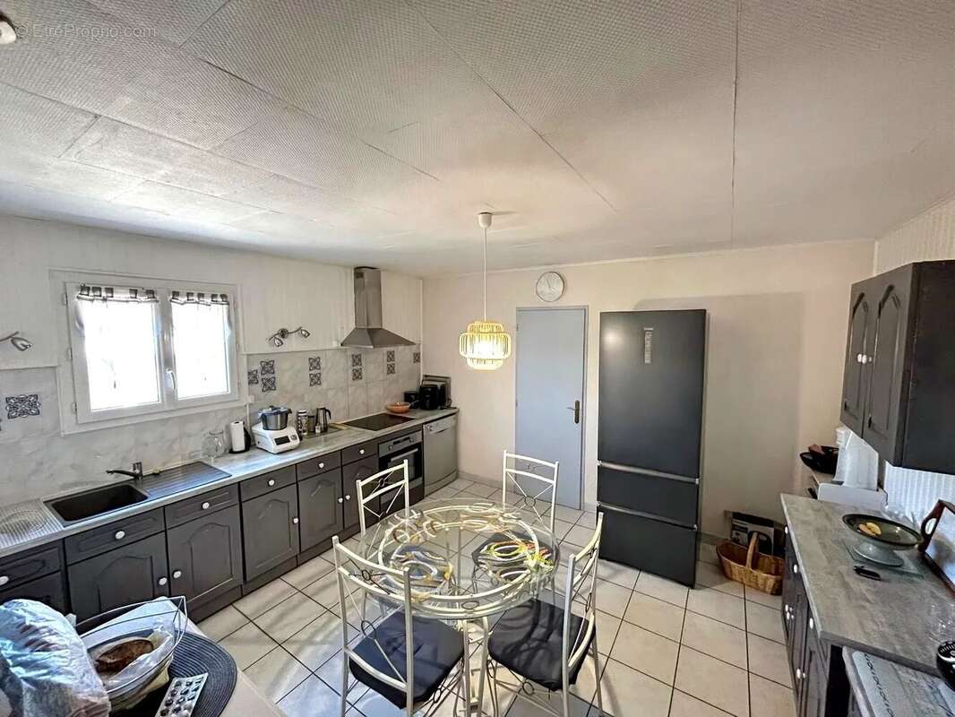 Maison à BAGNOLS-SUR-CEZE