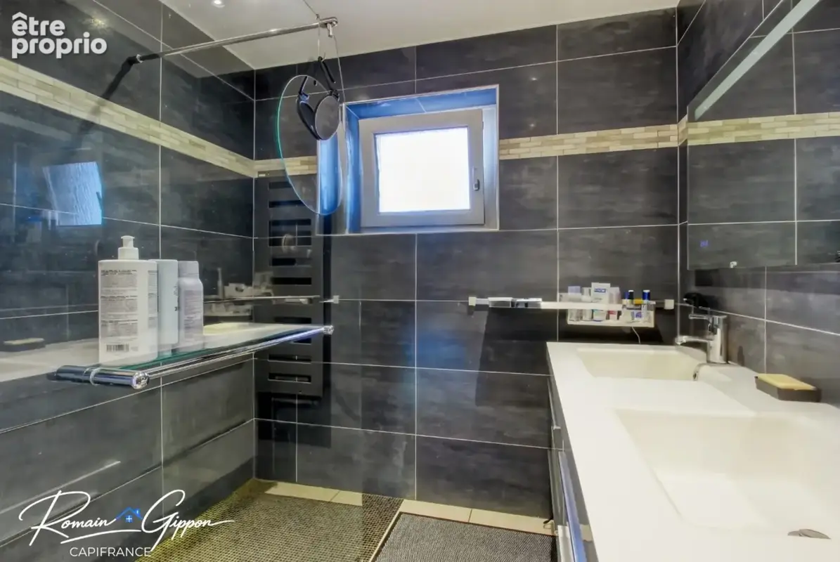 Liverdun – maison semi plain-pied - 168 m² – 4 chambres – piscine chauffée – garage double - photo 8