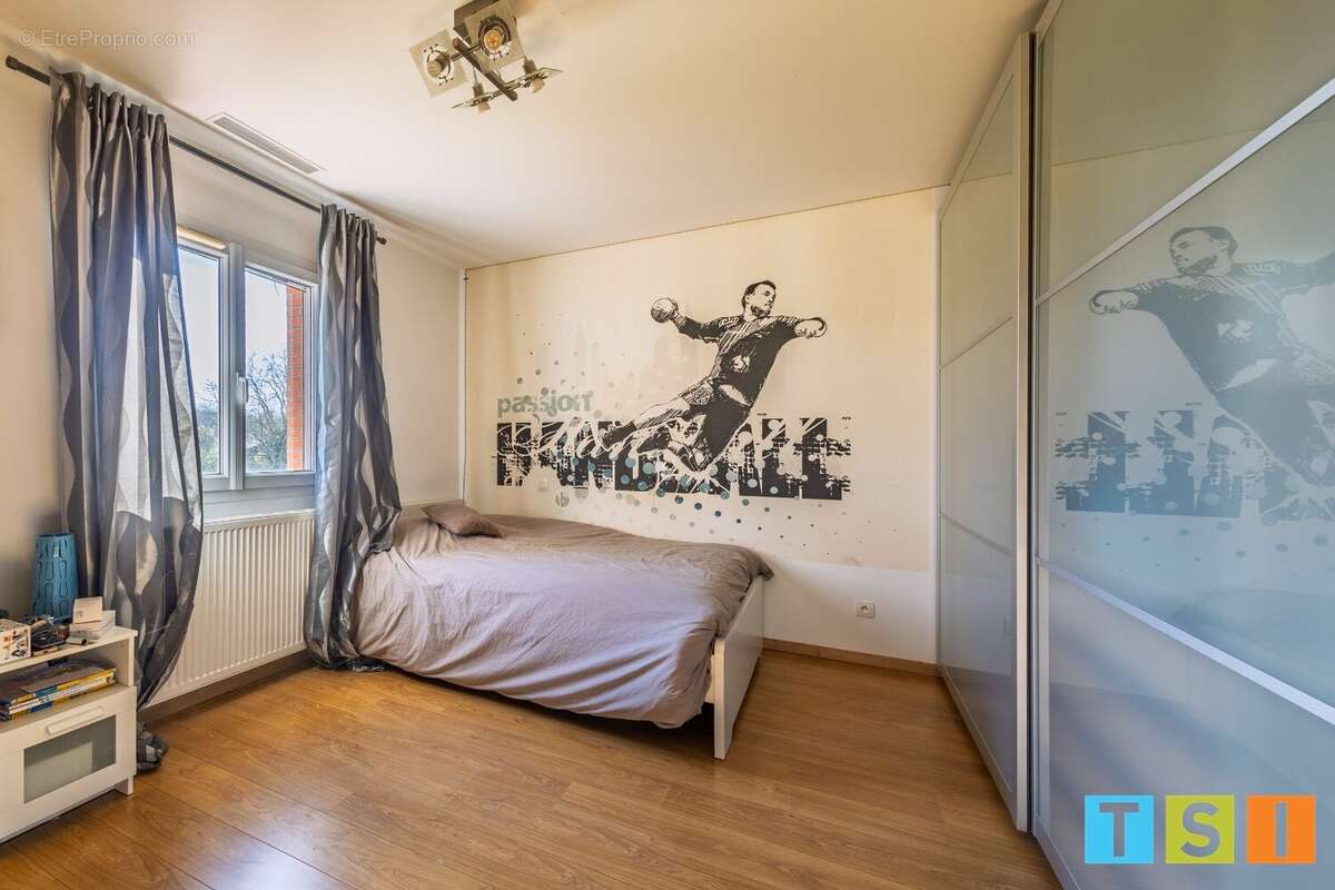 Maison à MONTESQUIEU-VOLVESTRE