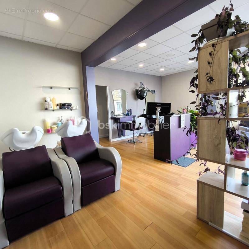 Commerce à FOUGERES