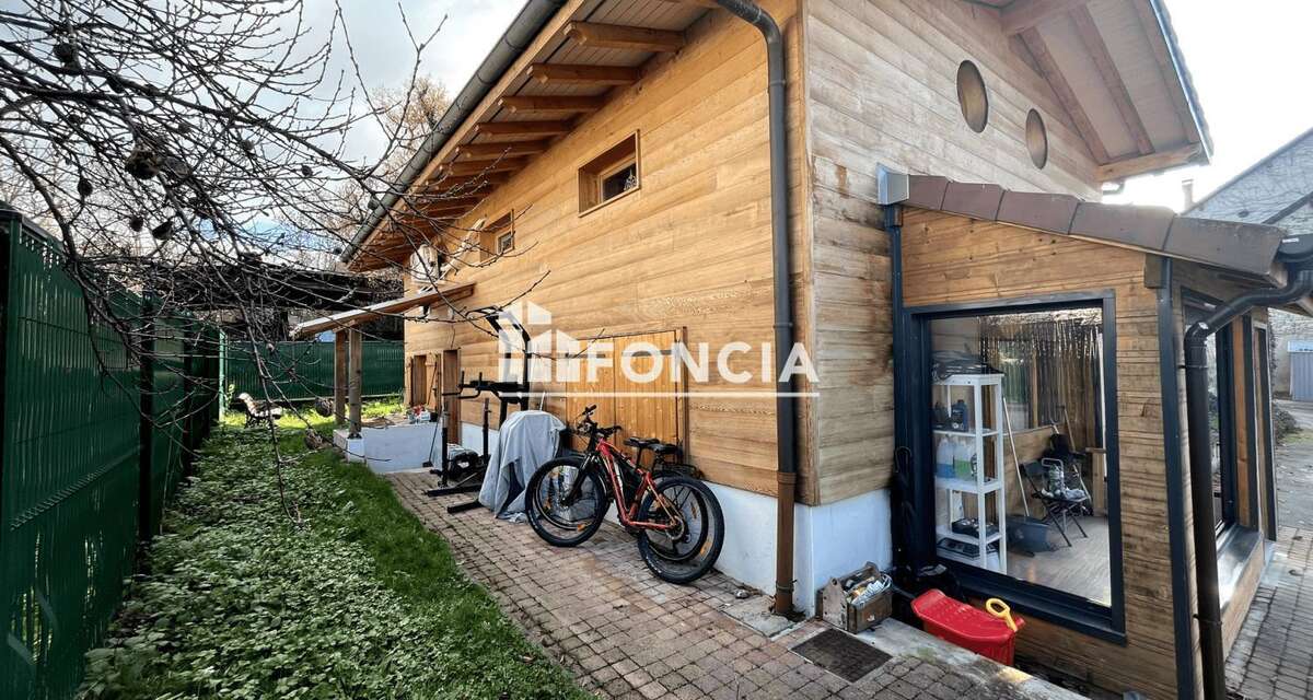 Maison à SAINT-JULIEN-EN-GENEVOIS