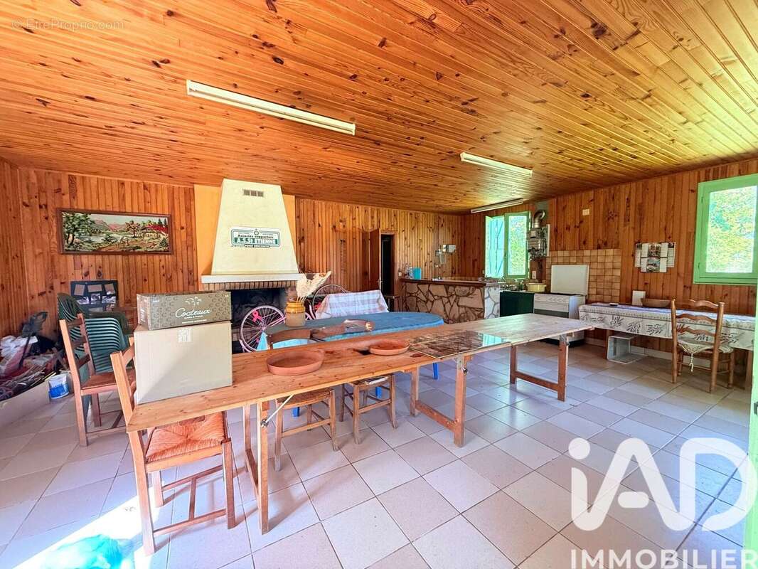 Photo 7 - Terrain à AVAILLES-LIMOUZINE