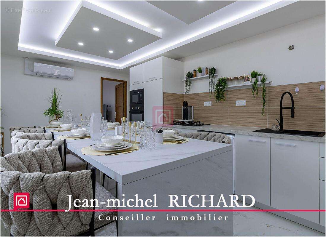 Maison La Vernelle 4 pièce(s) 117 m2 - photo 2