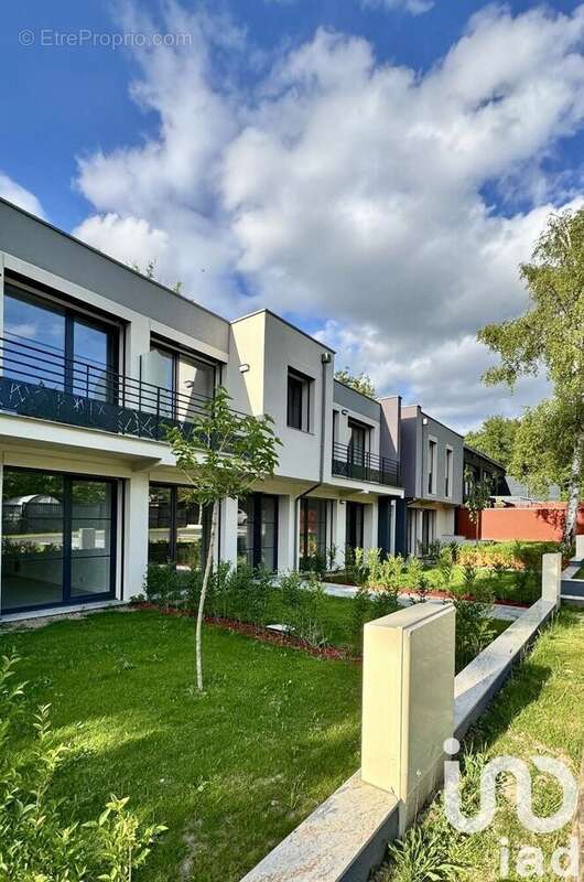 Photo 9 - Appartement à ROINVILLE