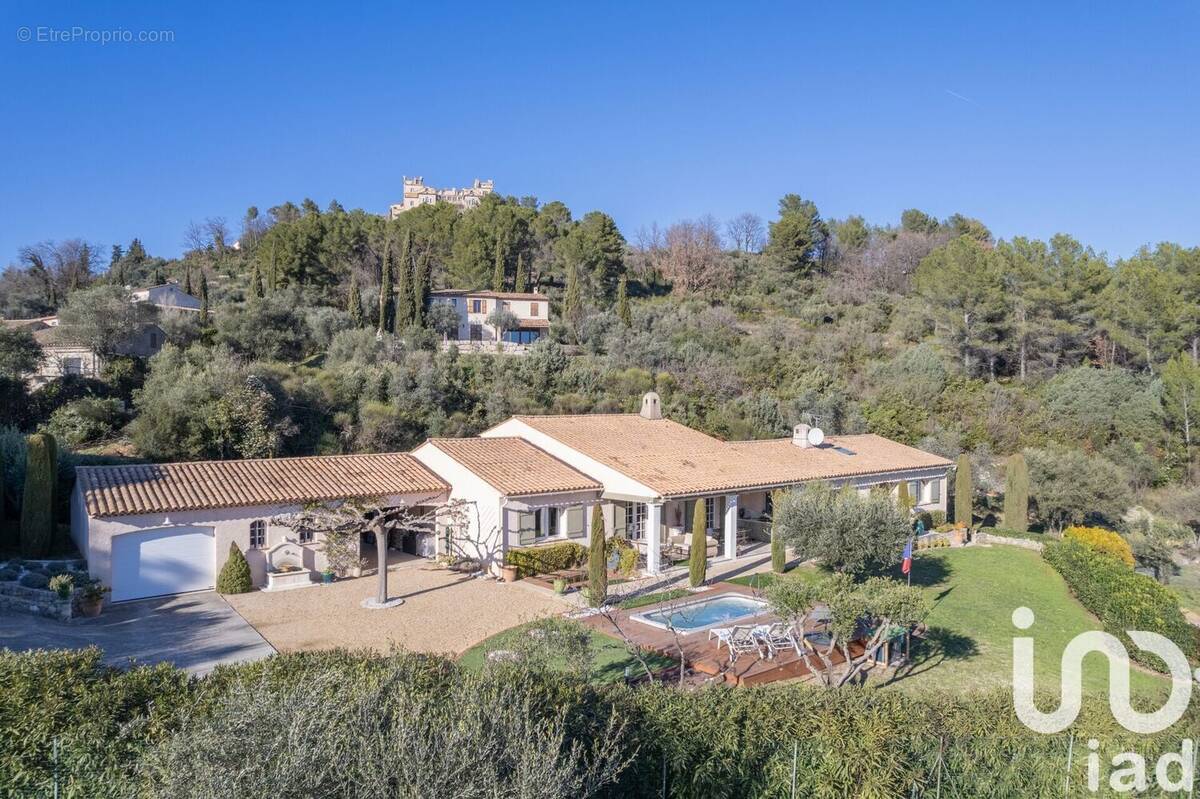 Photo 1 - Maison à TOURRETTES