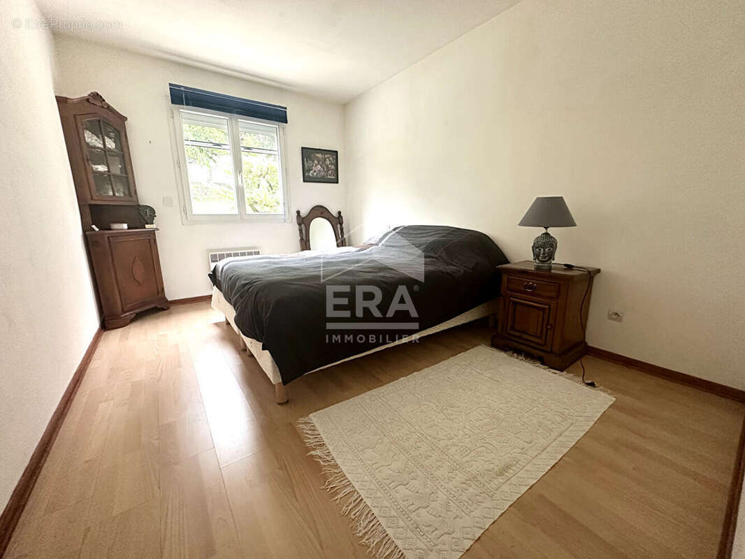 Maison à PONT-SUR-YONNE