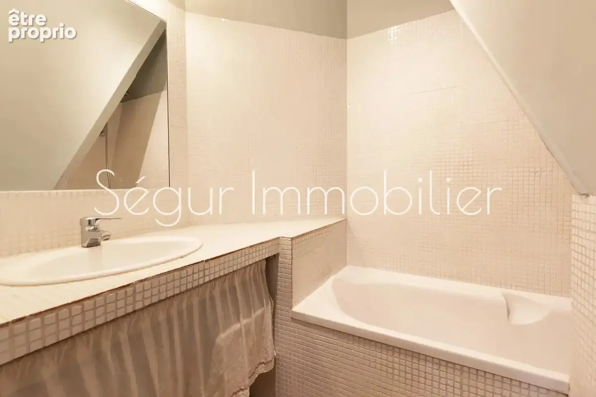 Duplex aux 2 derniers étages avec balcons, Auteuil Sud - photo 11