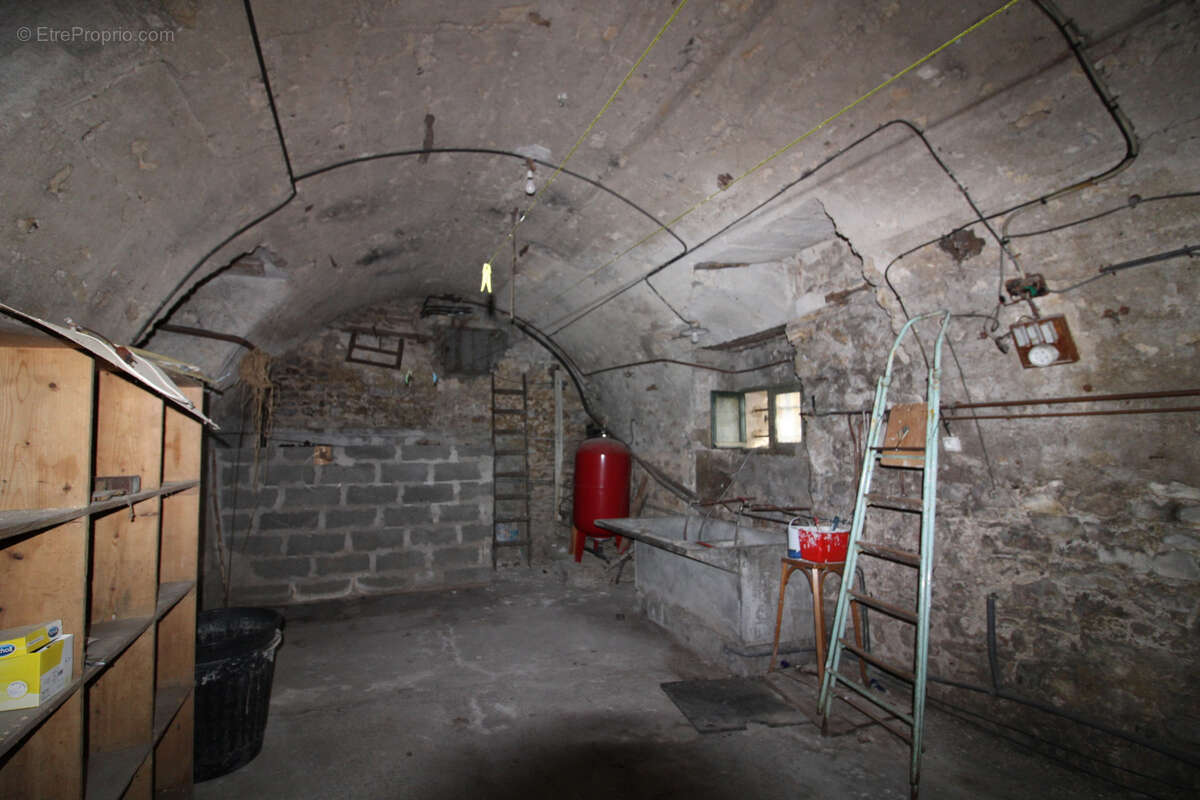 Maison à SAINT-CHRISTOL-LES-ALES