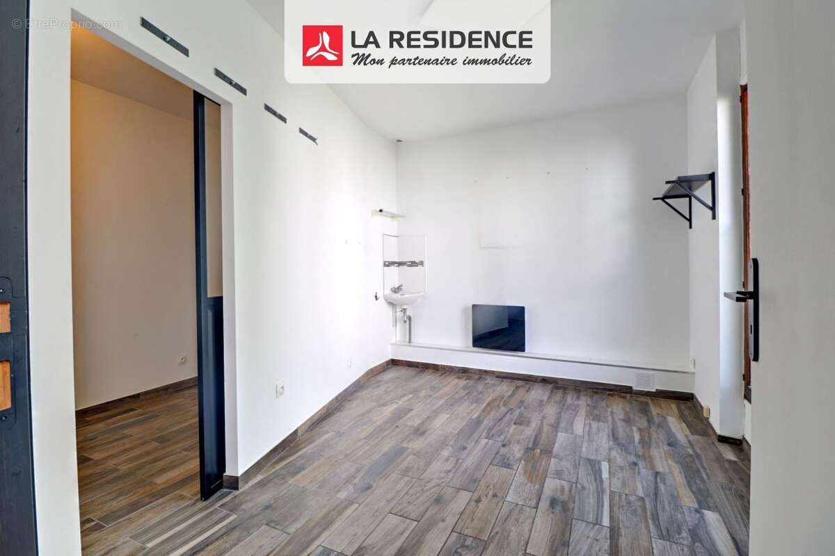 Maison à MAURECOURT