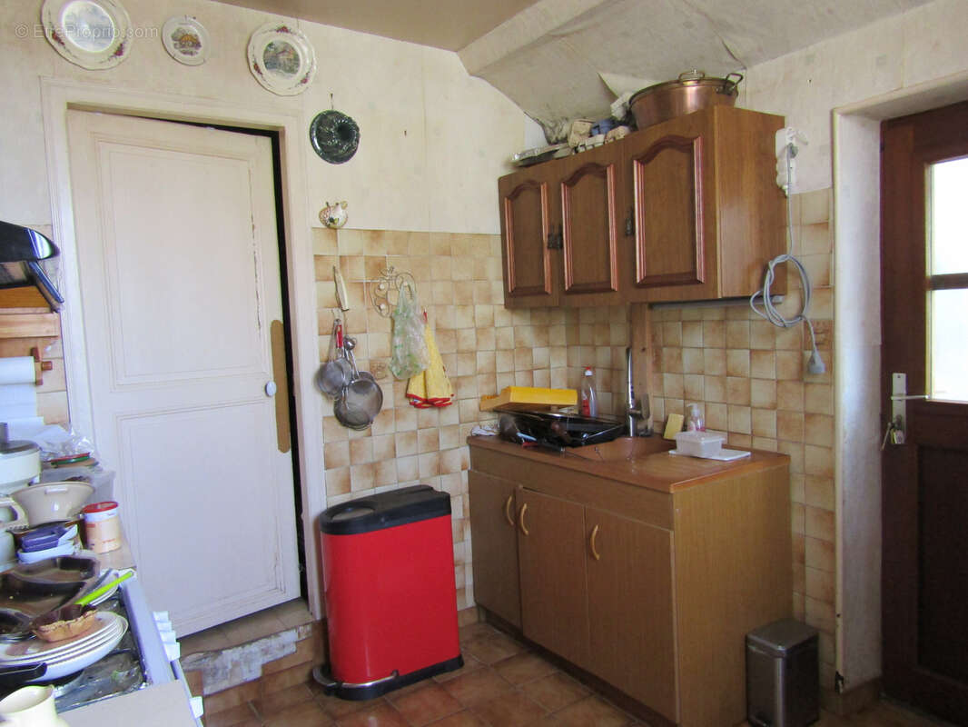 Maison à LA CHAPELLE-HUGON