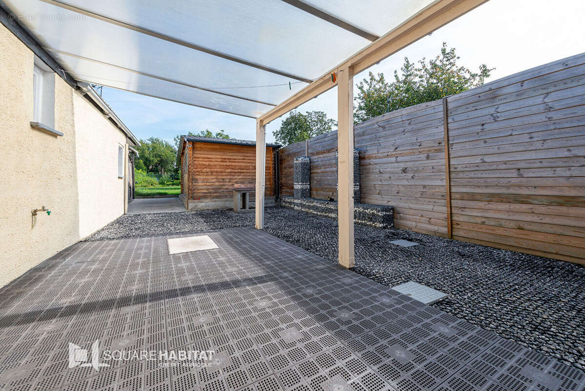 Maison à VIEUX-CONDE