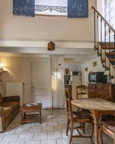 Maison à L&#039;ISLE-SUR-LA-SORGUE