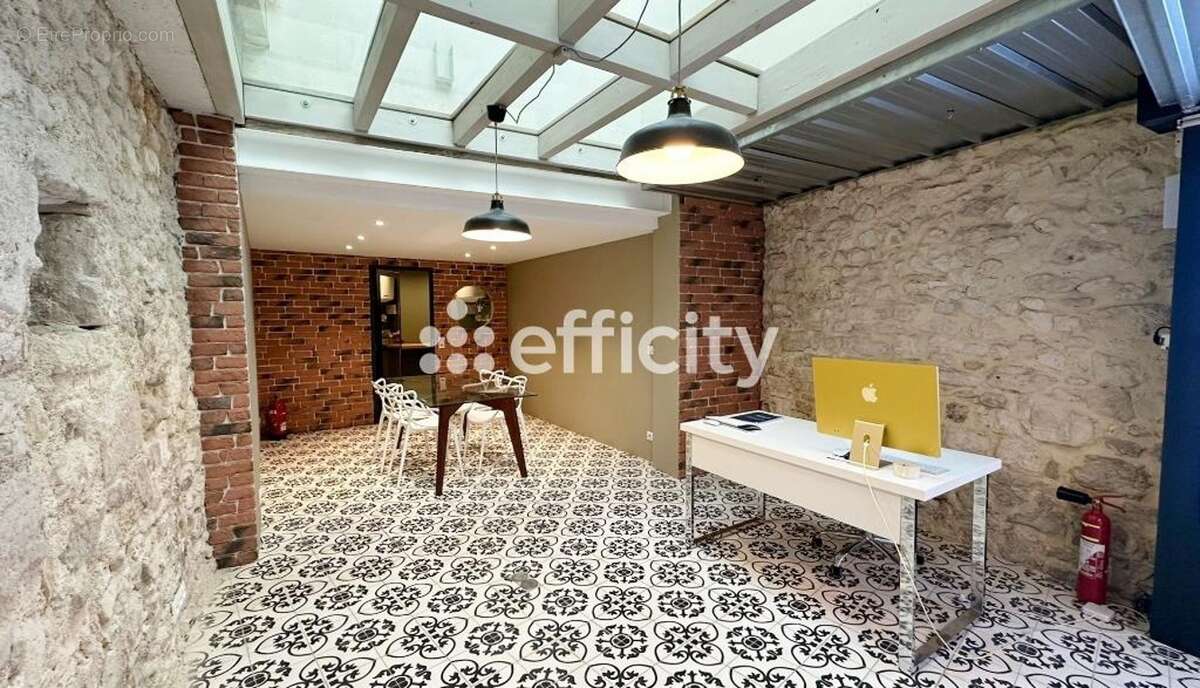 Commerce à SAINT-REMY-DE-PROVENCE