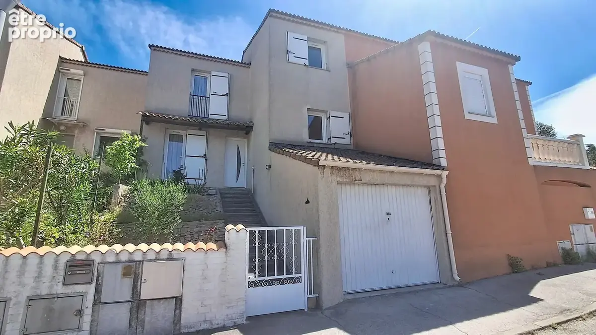 Maison type 4 mitoyenne avec jardin ,garage et 1 place de parking privative - photo 13