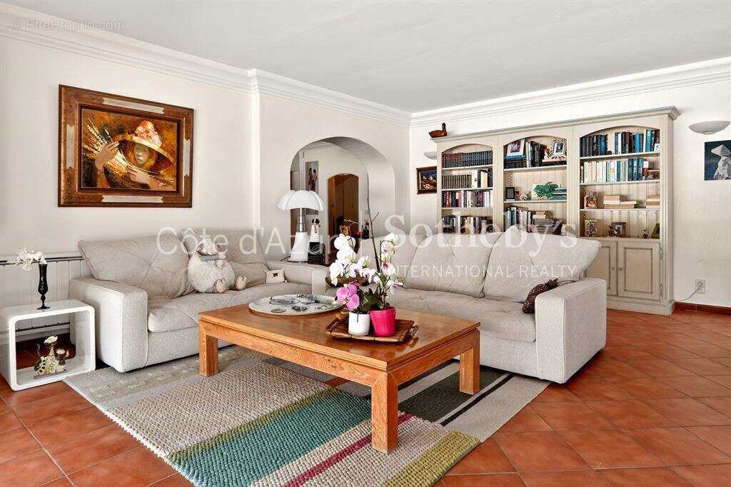 Maison à LE ROURET