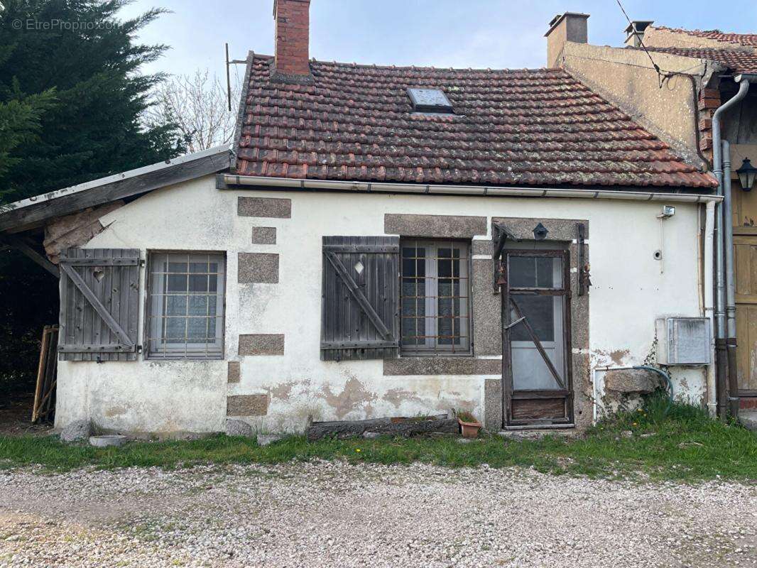 Maison La Roche En Brenil 2 pièce(s) 57 m2 - photo 2