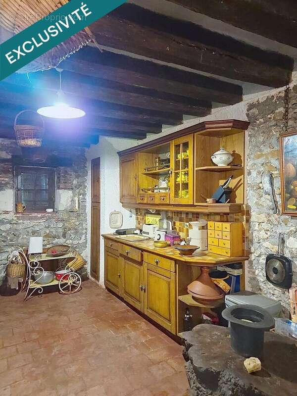 Maison 140 m² à Saint-Medard  - photo 2