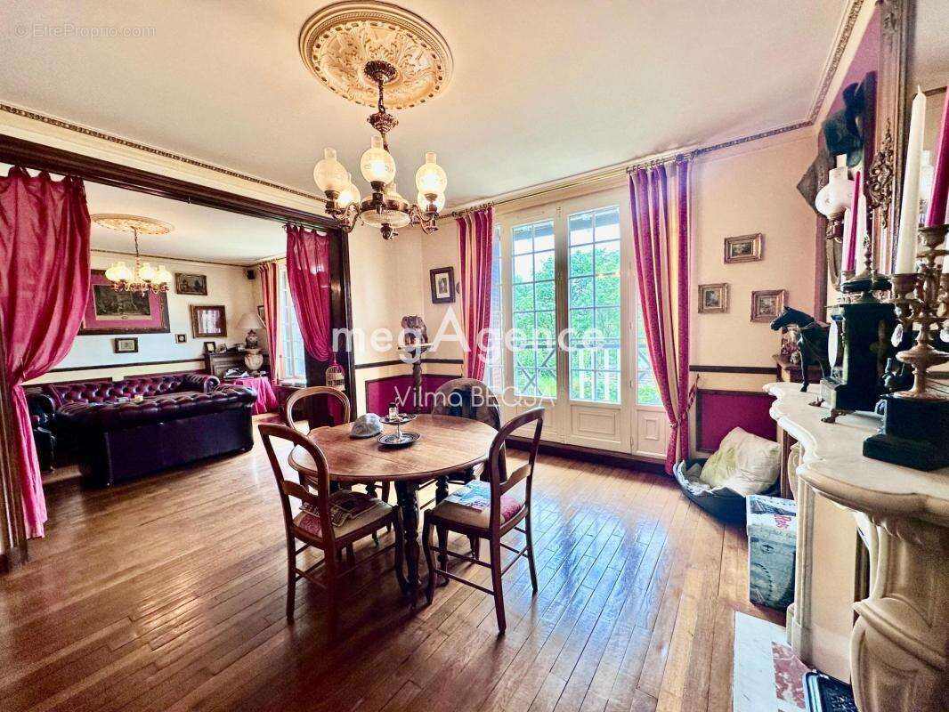 Maison à MISY-SUR-YONNE