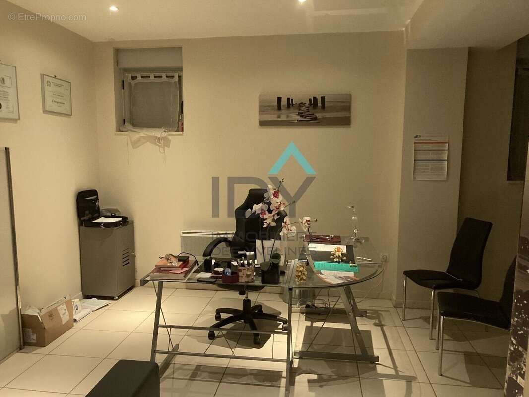 Commerce à SAINT-GERMAIN-EN-LAYE