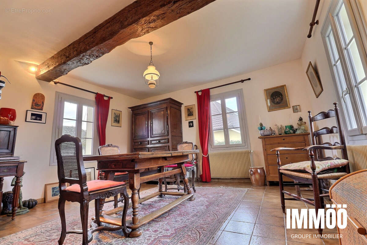 Maison à LE TRAIT