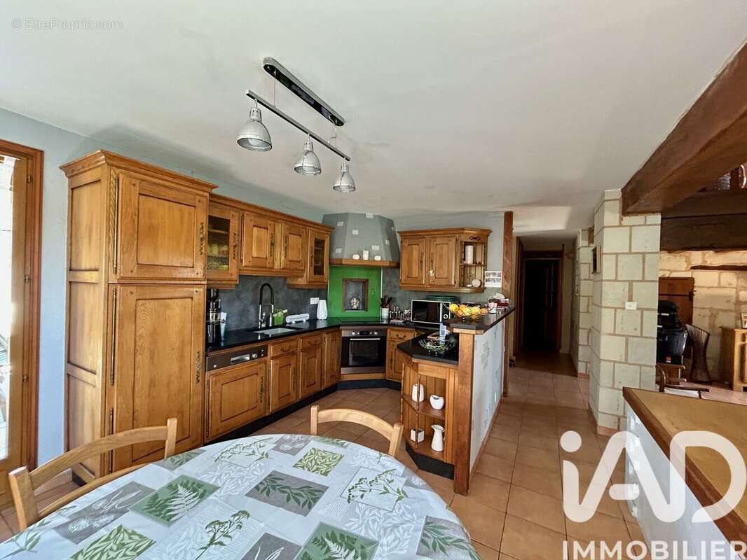 Photo 5 - Maison à VARENNES-SUR-LOIRE