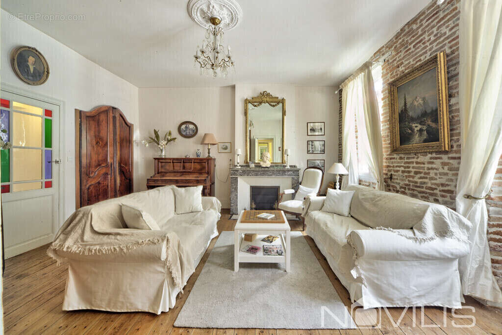 Maison à MONTASTRUC-LA-CONSEILLERE