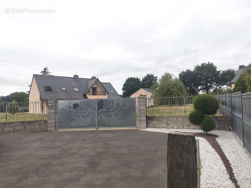 Maison à IRODOUER