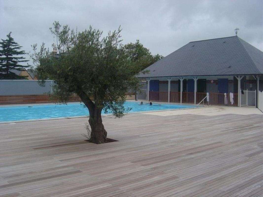 La rivière saint Sauveur, RDC, 3 pièces 62.8 m², balcon 8m², 2 places de parking. piscine, tennis, résidence sécurisée - photo 8