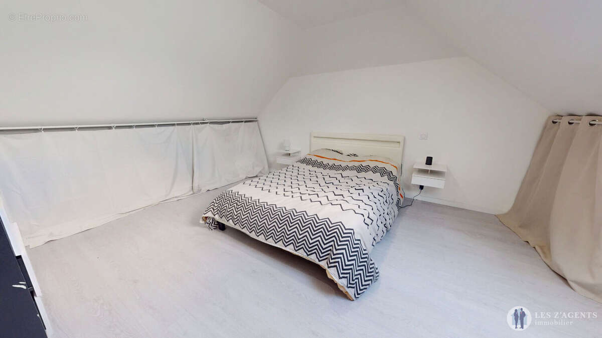 Maison à SAINT-SULPICE