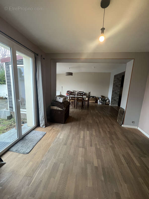 Maison à VILLERS-BRETONNEUX