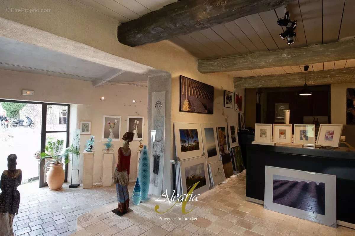 Appartement à TOURTOUR