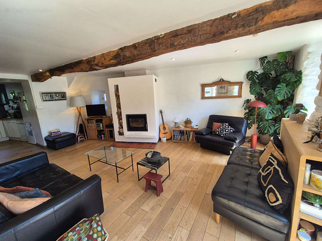 Maison de caractère T8 de 211 m² sur terrain de 948 m² avec piscine - photo 6