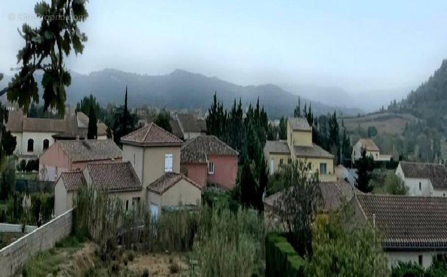 Terrain à SAINT-ANDRE-DE-ROQUELONGUE
