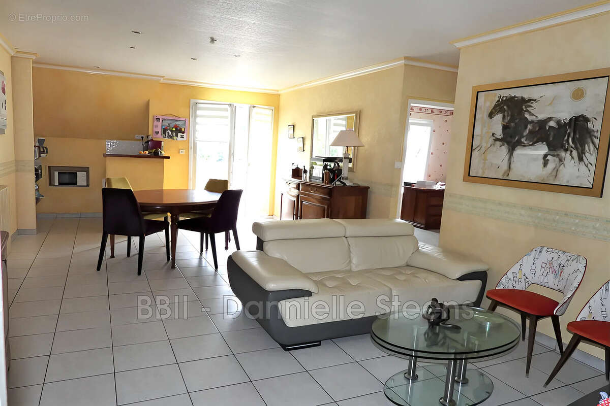 Maison 340 m² à Corlay  - photo 6