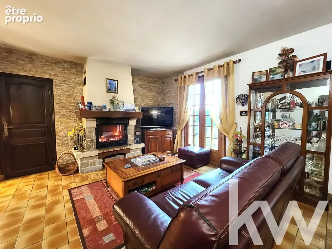 Maison 185 m² à Tigy  - photo 2