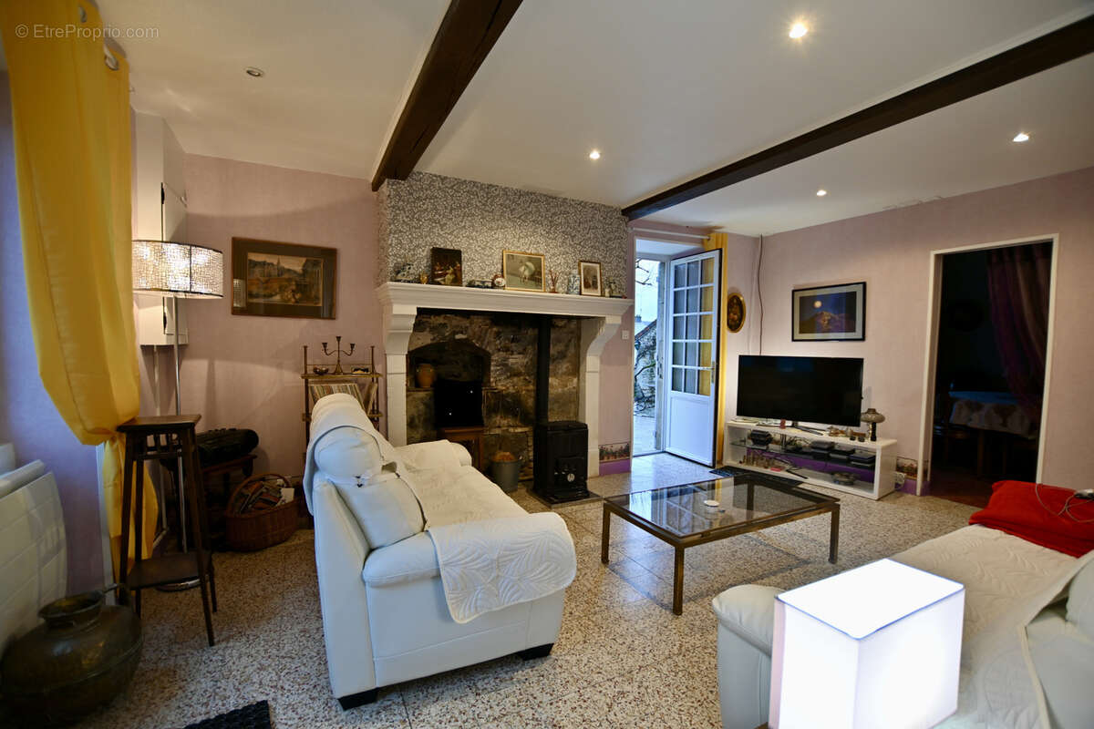 Maison à VEZELAY