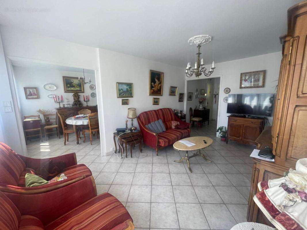 Appartement à MARSEILLE-15E